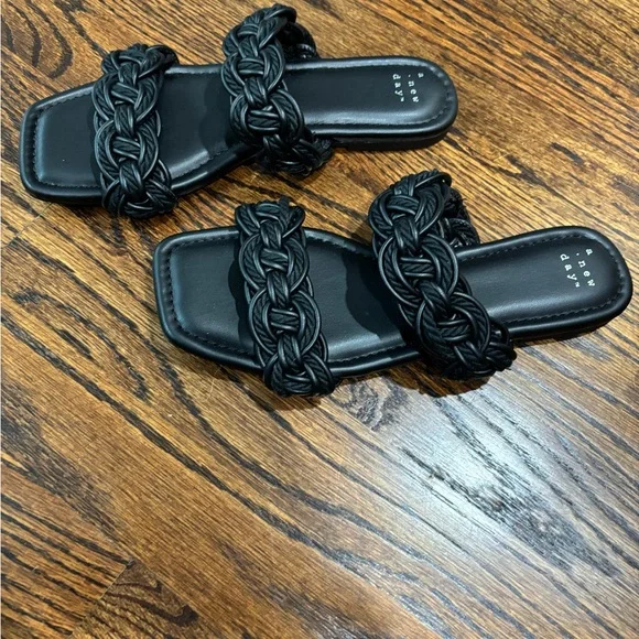 A New Day Black Woven Strap Sandals - Picture 3 of 4